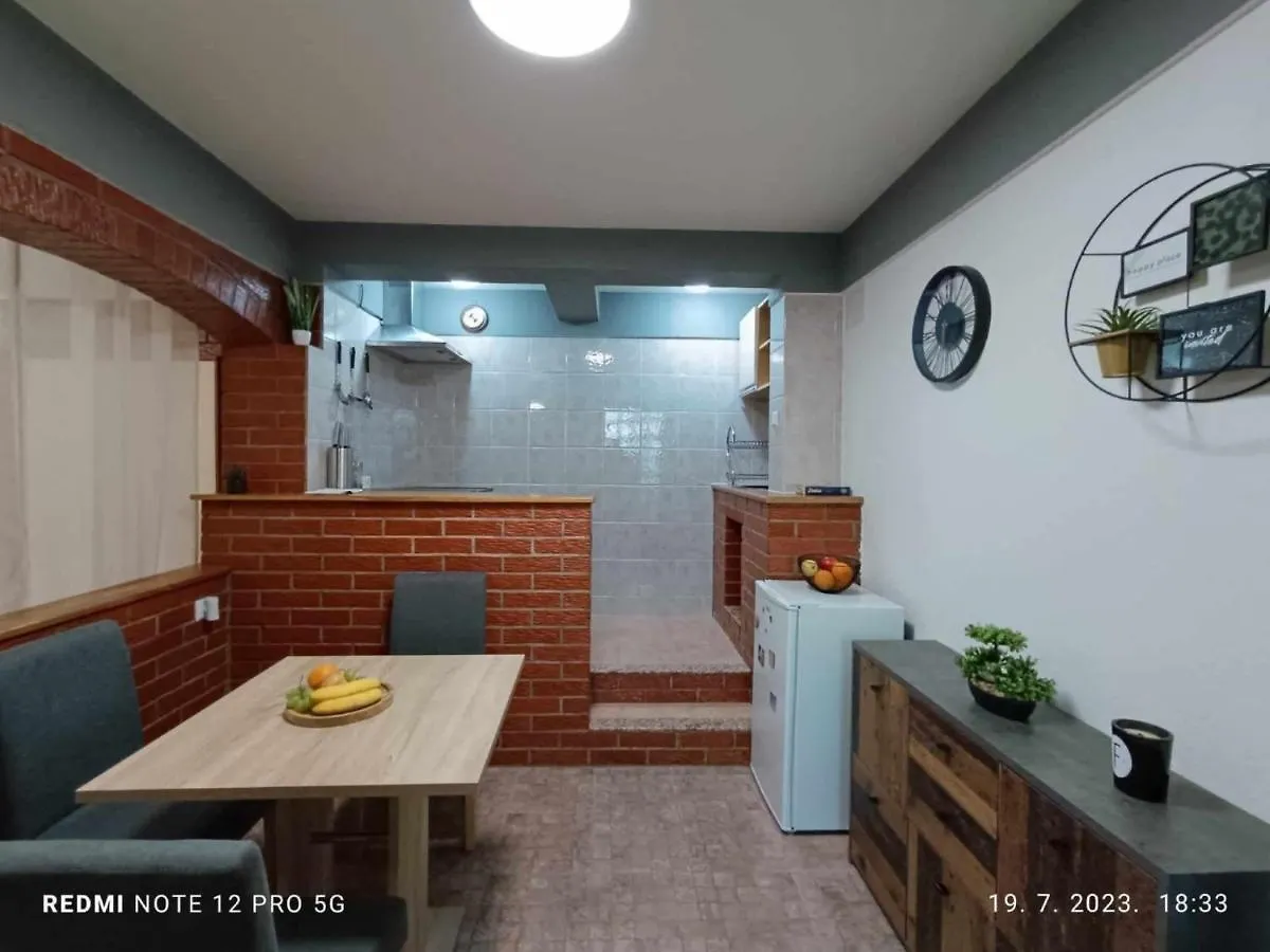 Apartment Tami With Swimming Pool 로브란 0*,  크로아티아