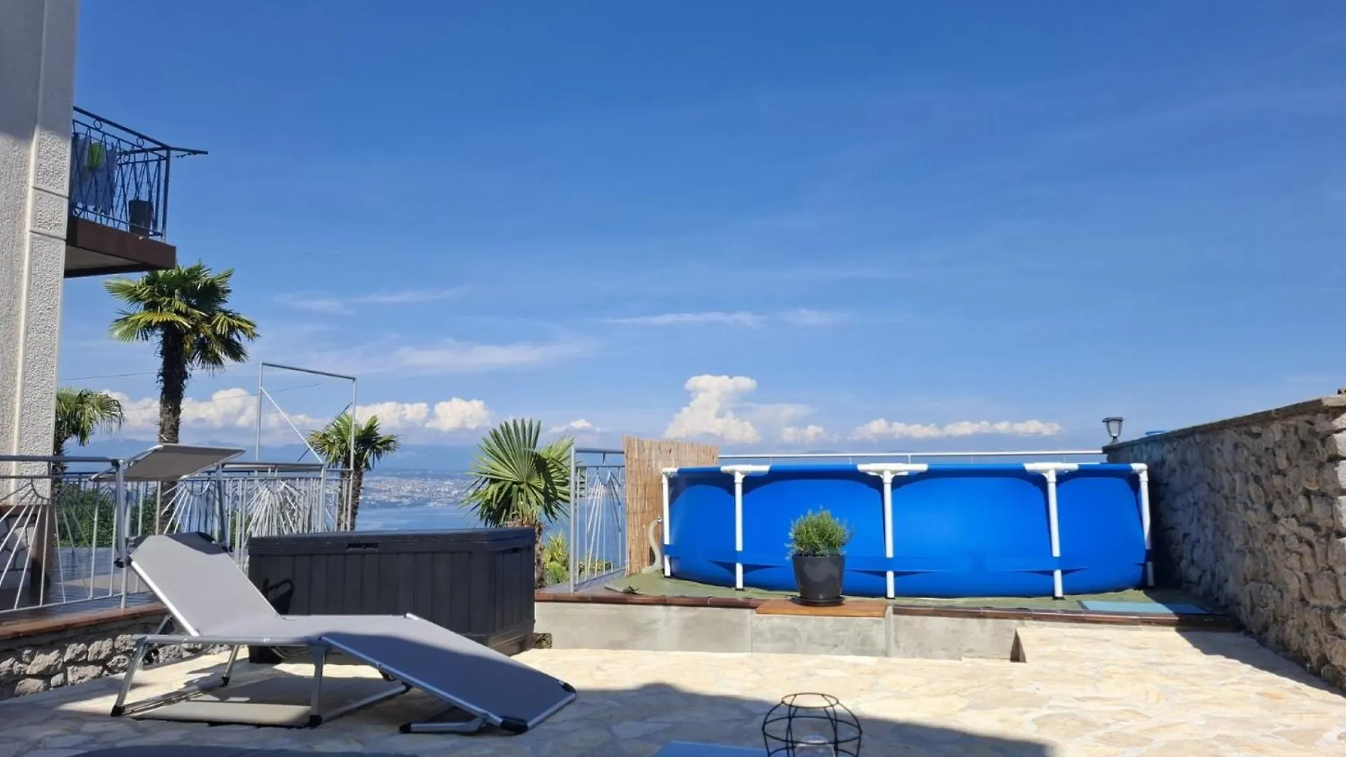 Apartment Tami With Swimming Pool 로브란